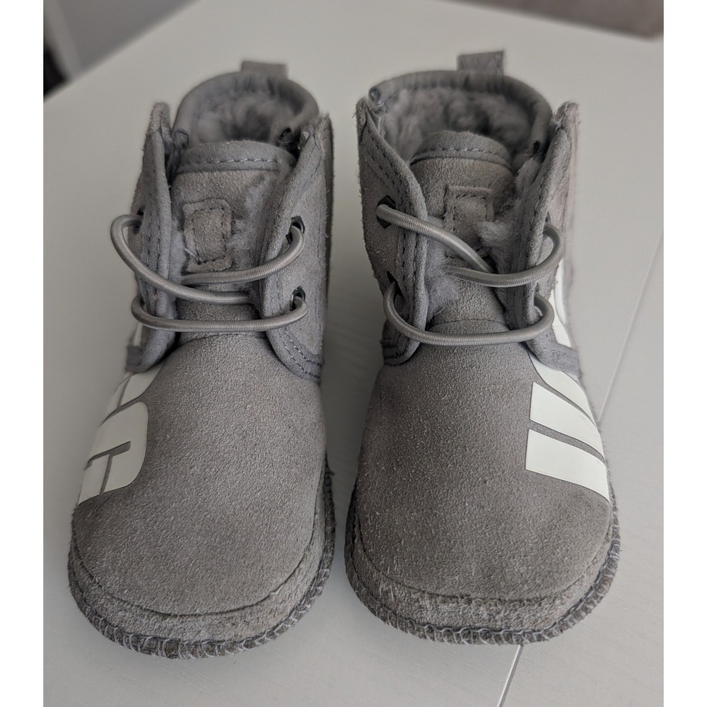 UGG Toddler Baby Boots Gray Suede Cozy Fur Lined Size 4 5 - Picture 3 of 6
